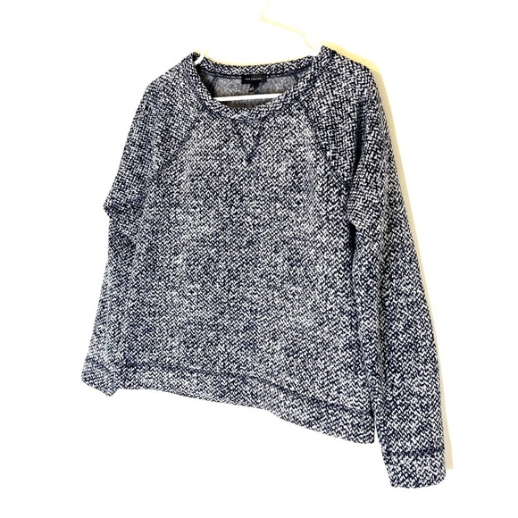 2/$25 The Limited - Pullover Sweatshirt - Picture 3 of 7